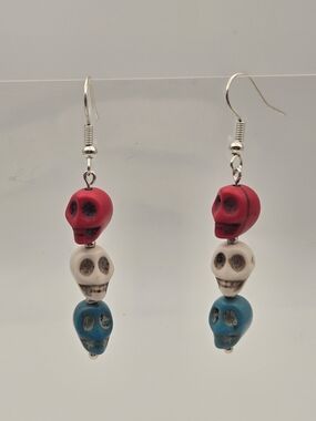 Tricolor Skull Dangle Howlite Earrings — Red, White & Blue